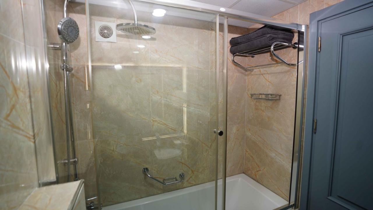 Aura Marina Hotel Isztambul Kültér fotó